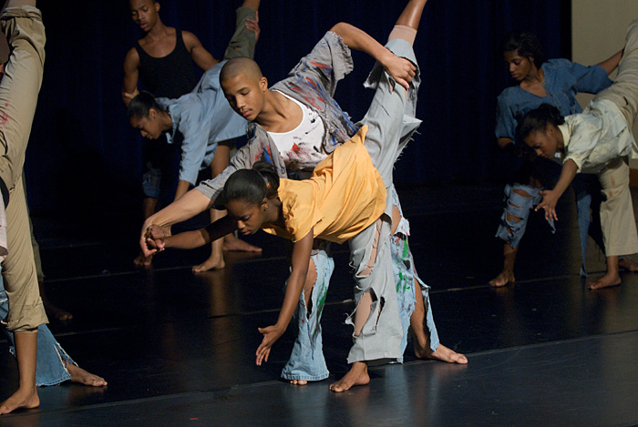 hp112809_010_partnering_w.jpg