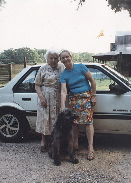 12_rita_annette_dog_w.jpg