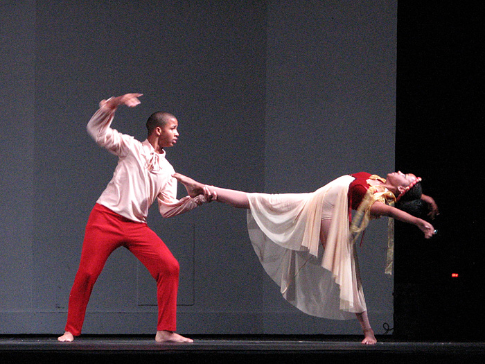 72409_9581_romeo_w.jpg