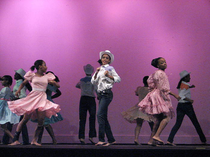 72409_9779_country_jiving_w.jpg