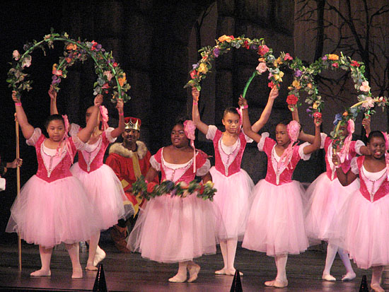 62207_2102_flowergirls_w.jpg