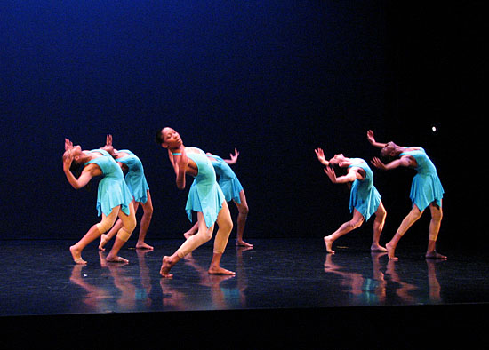 51708_7046_blue_group_w.jpg